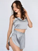 Шовкова піжама (топ та шорти з розрізами)