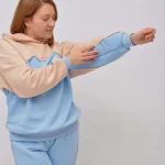 Жіночий спортинвий костюм