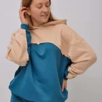 Жіночий спортивний костюм