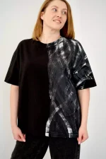 Футболка жіноча з розписом оверсайз - Зображення 3