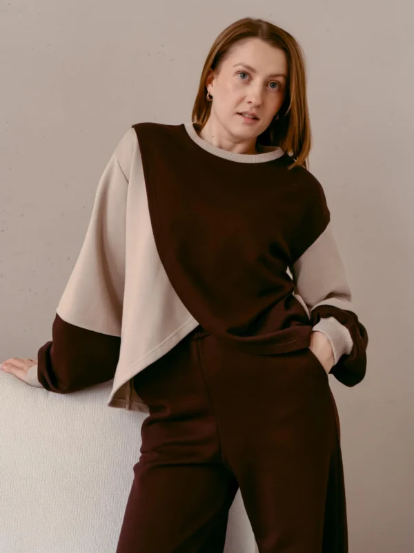 Жіночий костюм Модерн